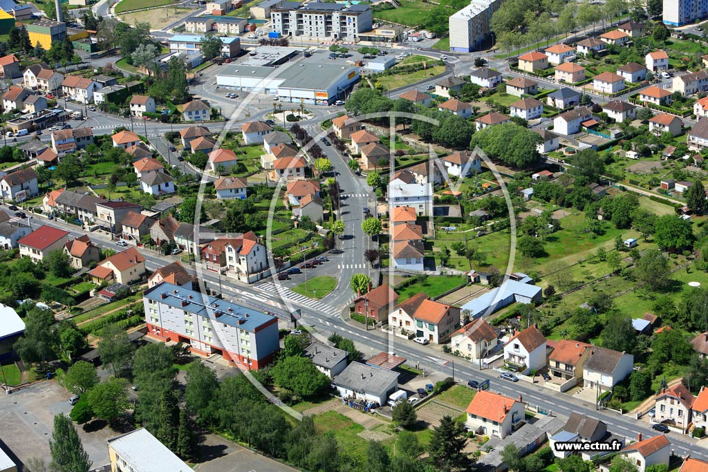 Photo arienne de Montluon (Fontbouillant)