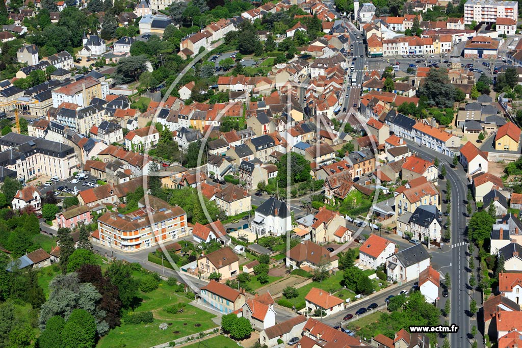 Photo arienne de Nris-les-Bains