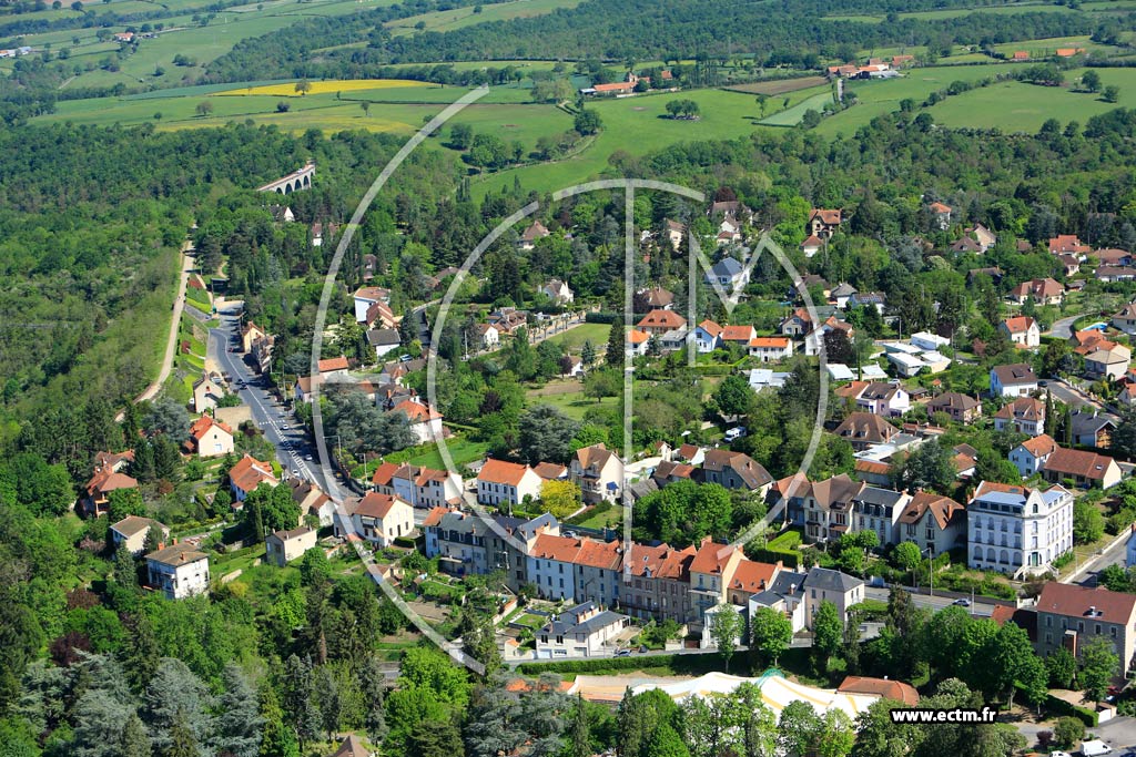 Photo arienne de Nris-les-Bains