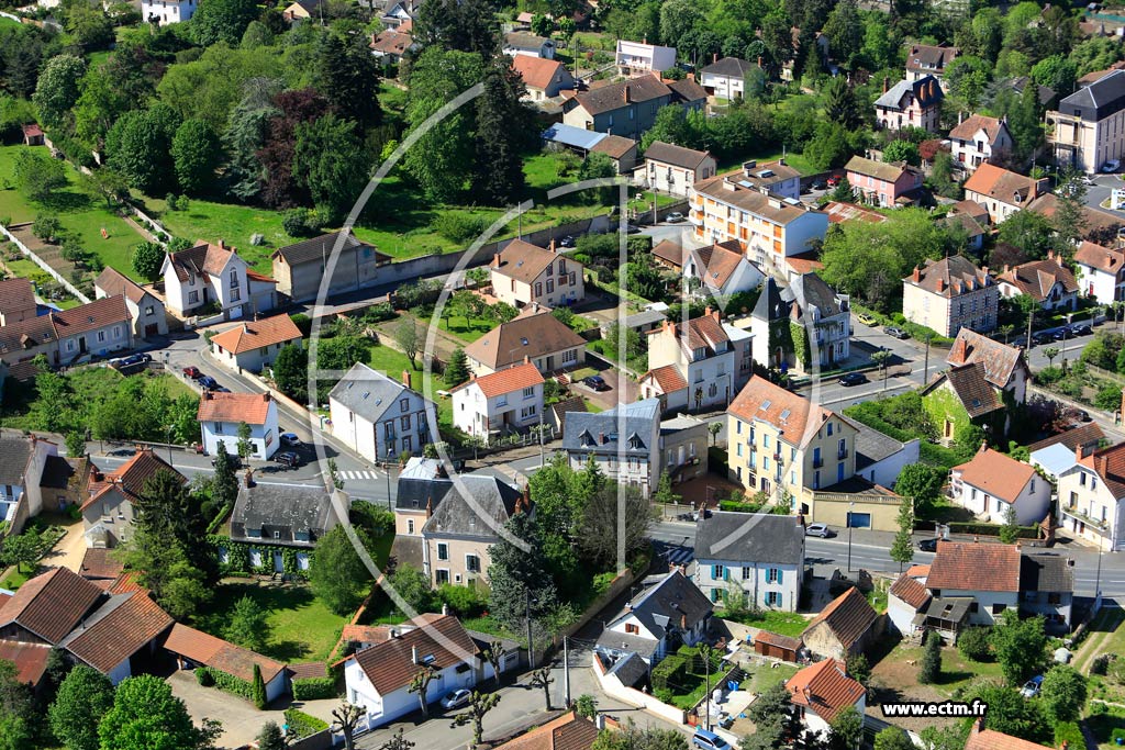 Photo arienne de Nris-les-Bains