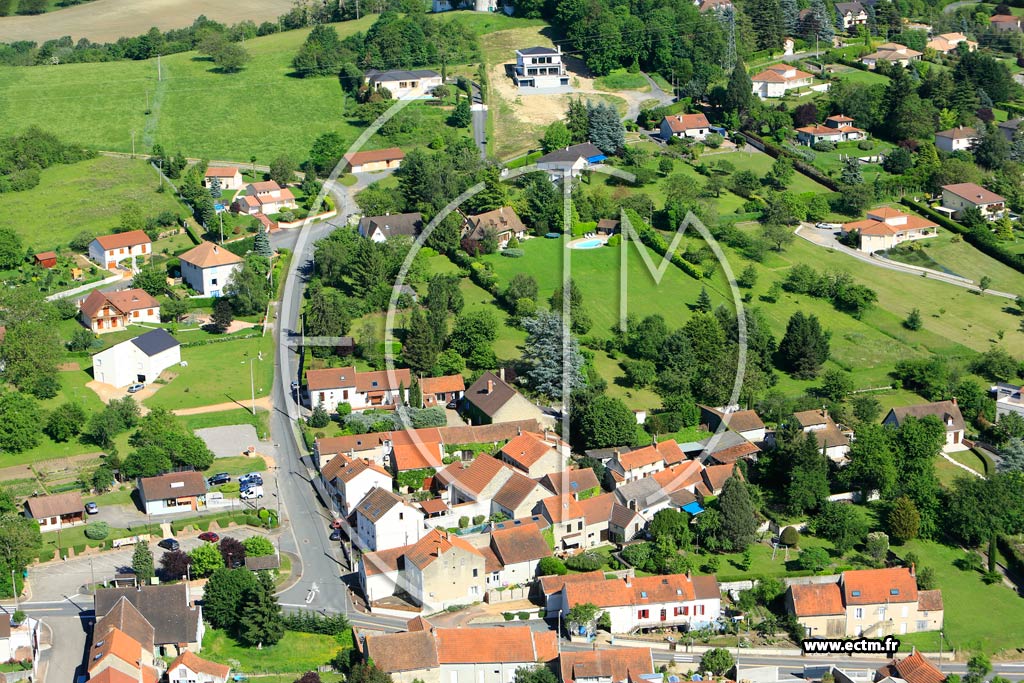 Photo arienne de Creuzier-le-Vieux (Les Guinards)