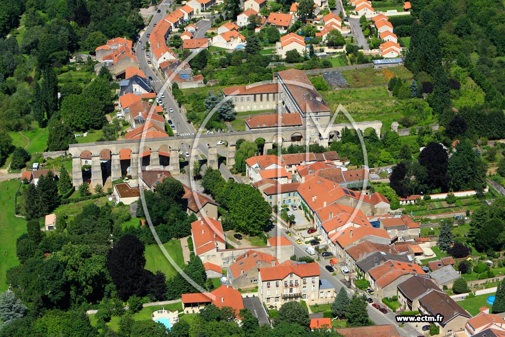 Photo arienne de Jouy-Aux-Arches