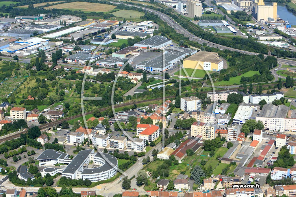 Photo arienne de Metz (Devant-les-Ponts)