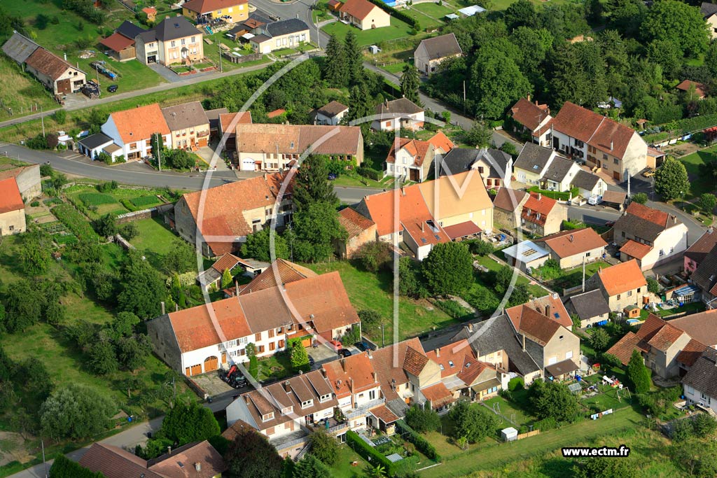 Photo arienne de Sarrewerden (Bischtroff sur Sarre)