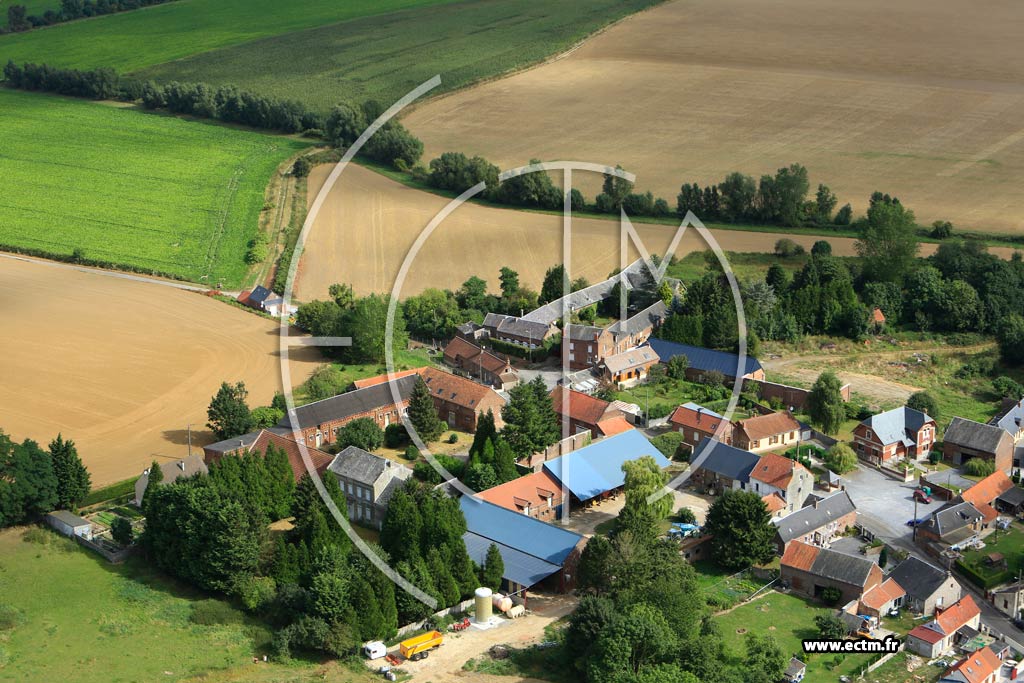 Photo arienne de Beaurevoir (Hameau de Ponchaux)