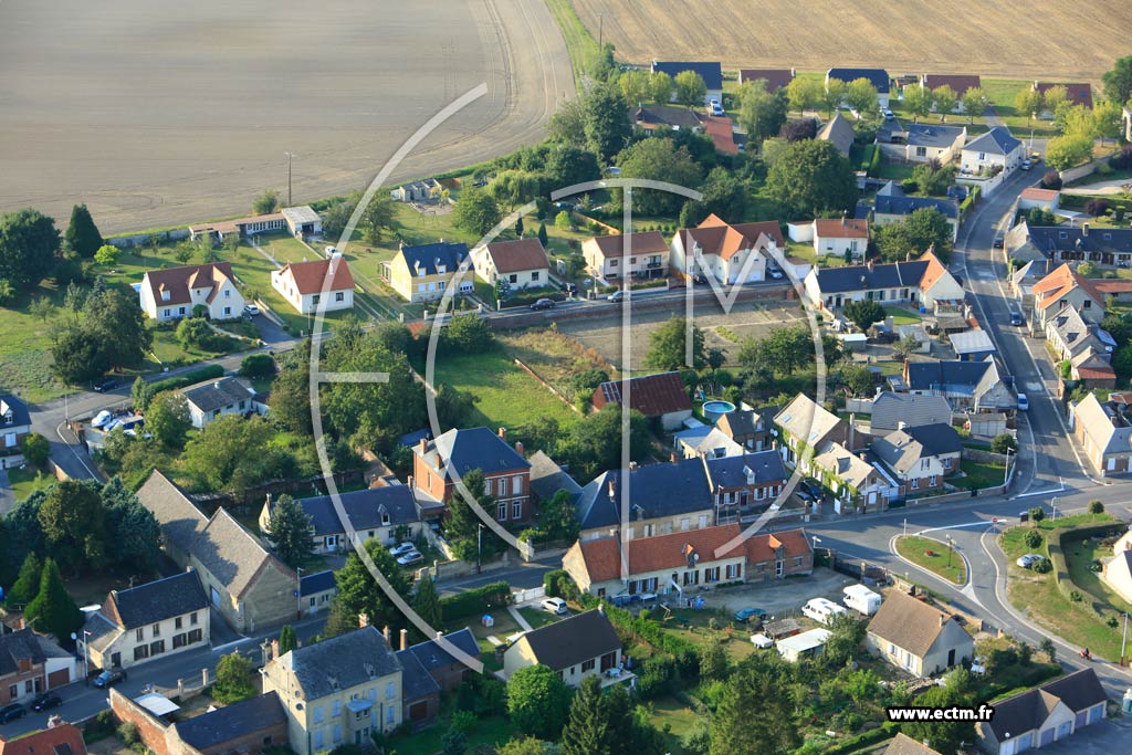 Photo arienne de Couvron-et-Aumencourt