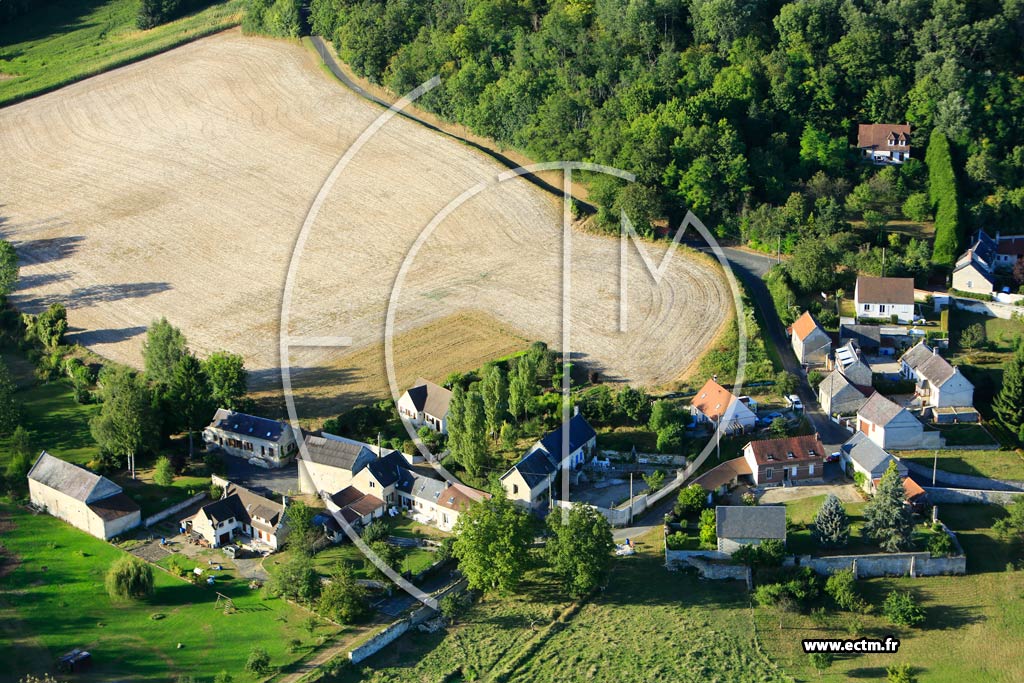 Photo arienne de Autrches (Hautebraye)