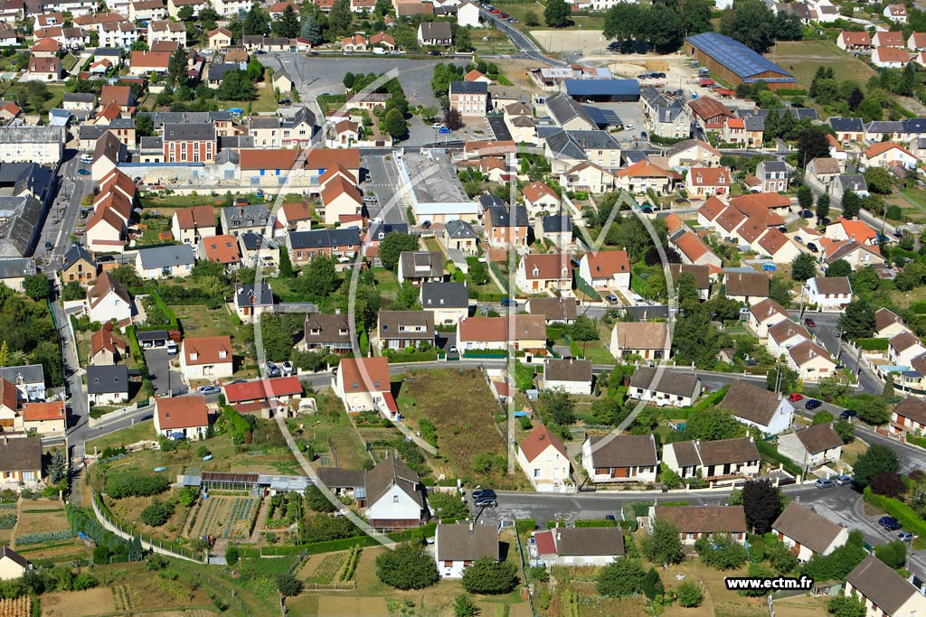 Photo arienne de Villeneuve-Saint-Germain