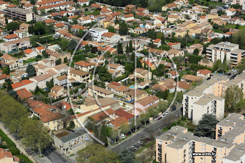 Photo arienne de Nmes (Route de Beaucaire)