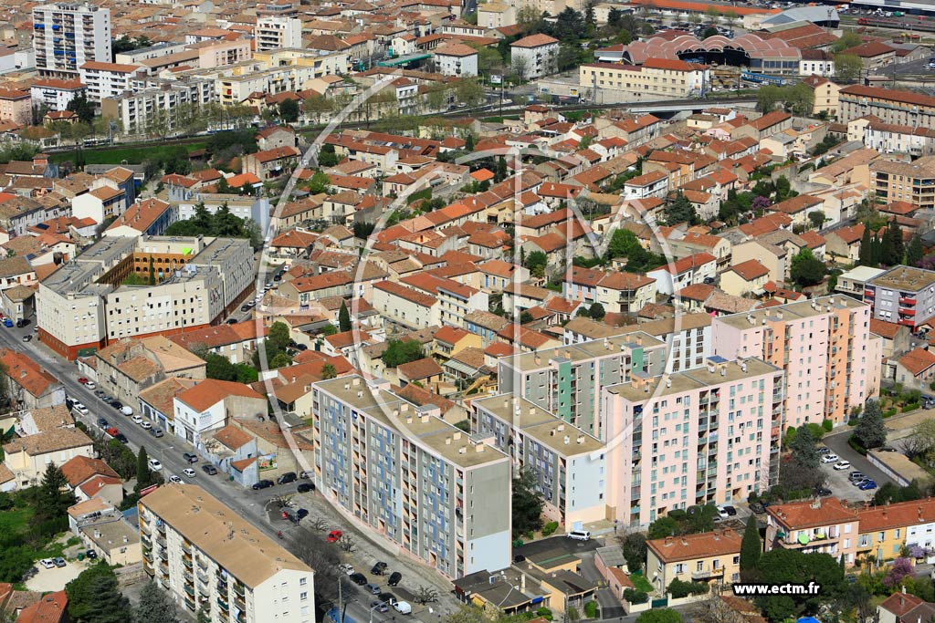 Photo arienne de Nmes (Route de Beaucaire)