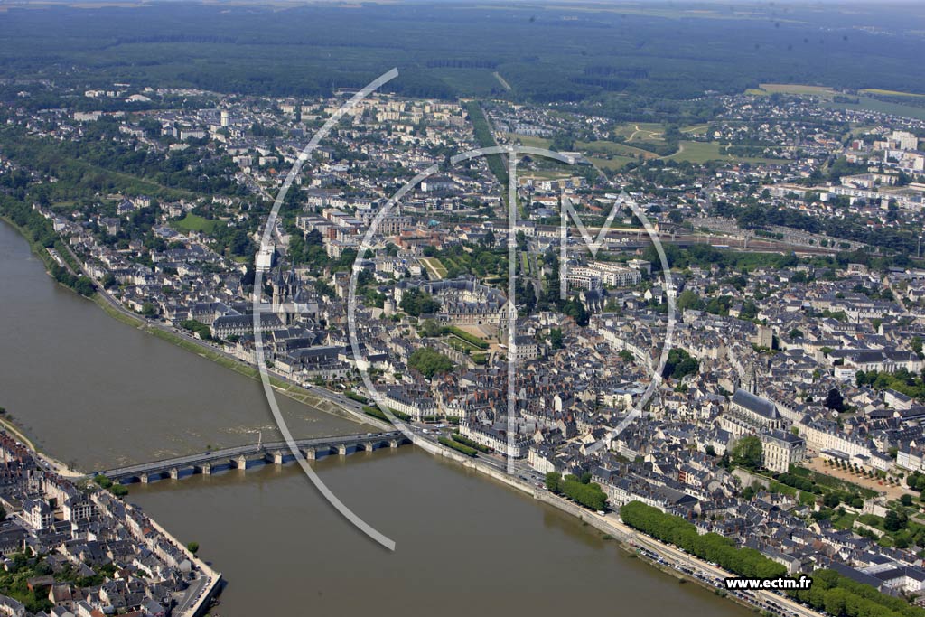 Photo arienne de Blois (Centre)