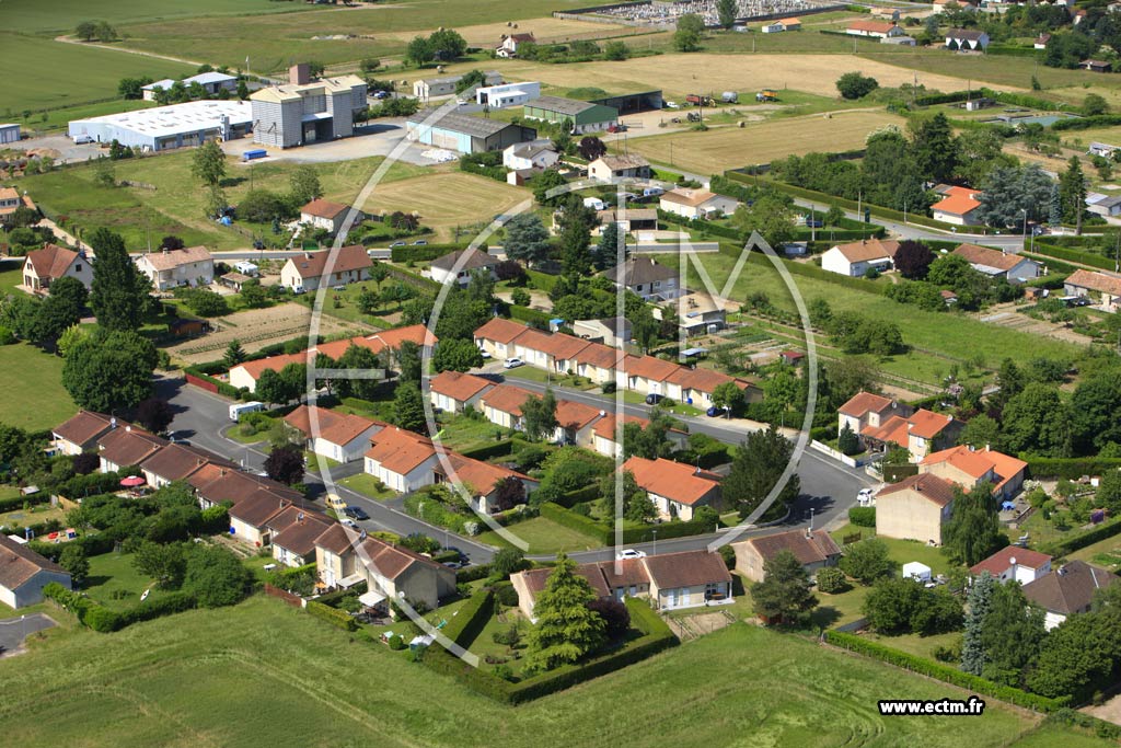 Photo arienne de Bonneuil-Matours (Fond des Roches)