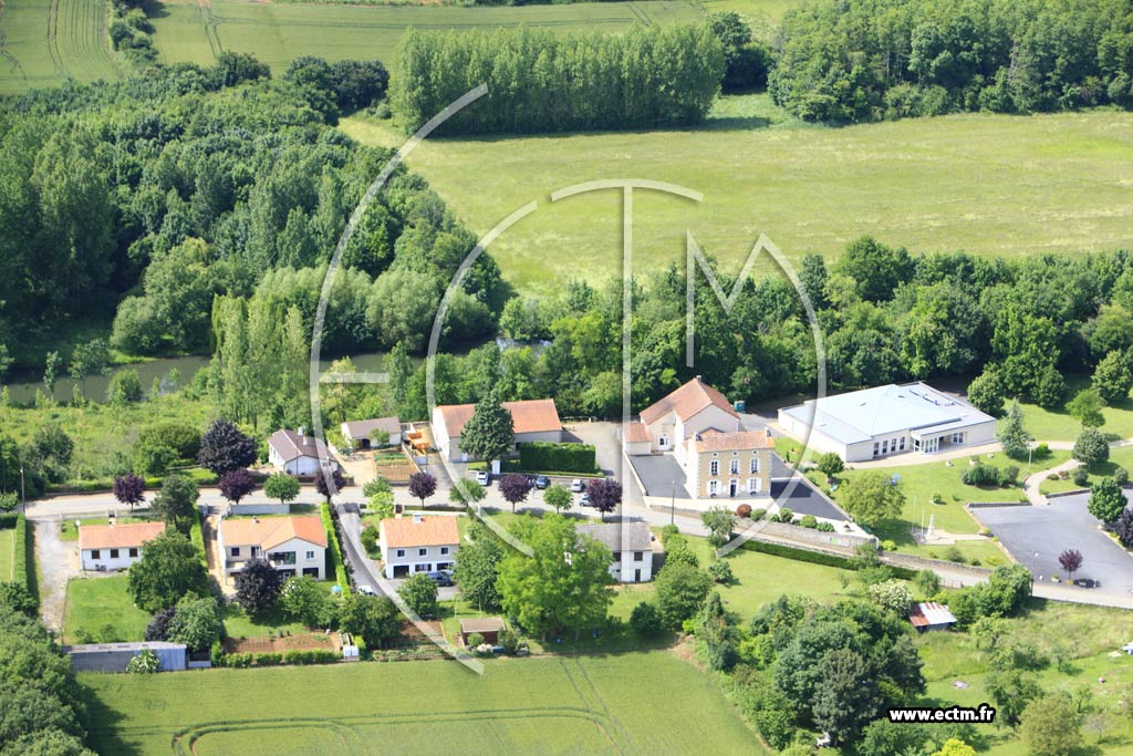 Photo arienne de Marigny-Chemereau