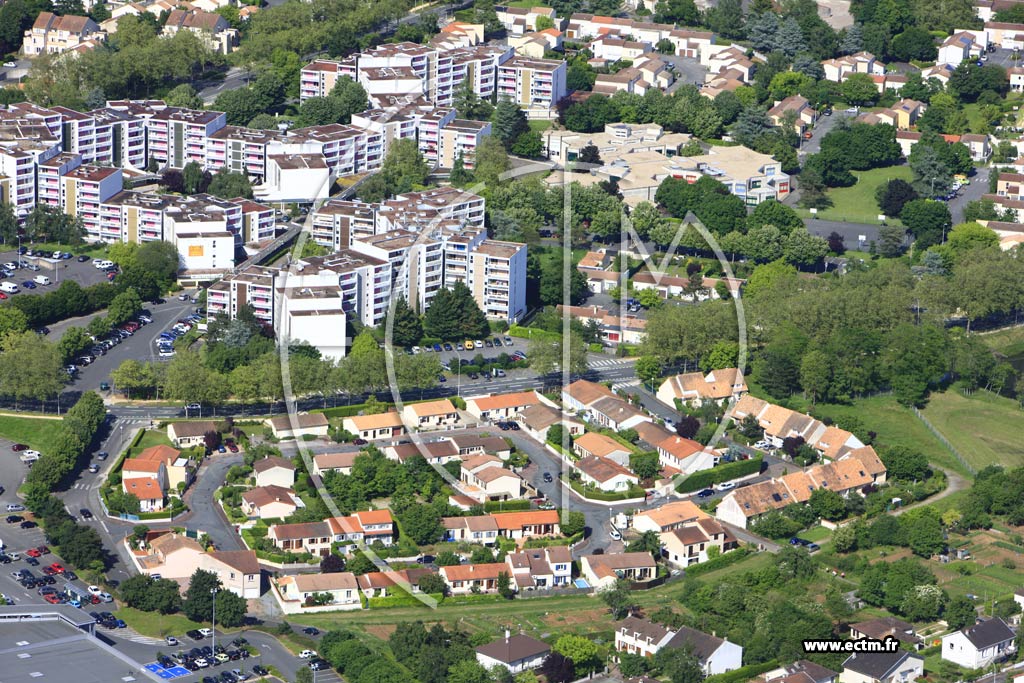 Photo arienne de Poitiers (Beaulieu)