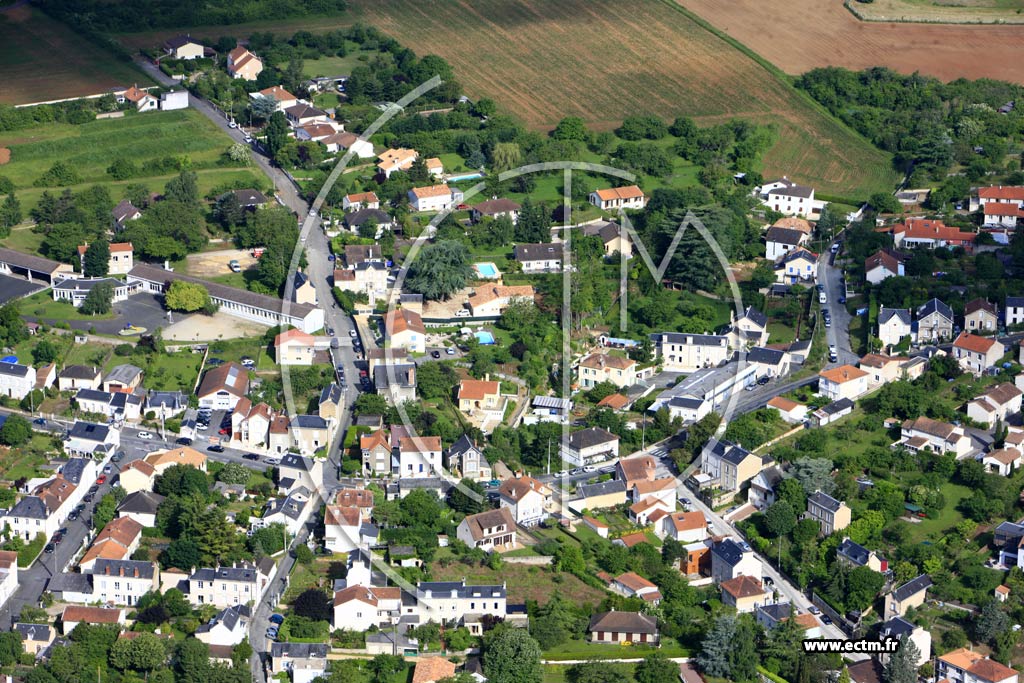 Photo arienne de Poitiers (Montmidi)