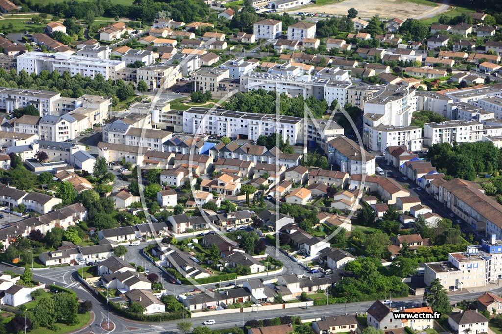 Photo arienne de Poitiers (Saint Eloi)