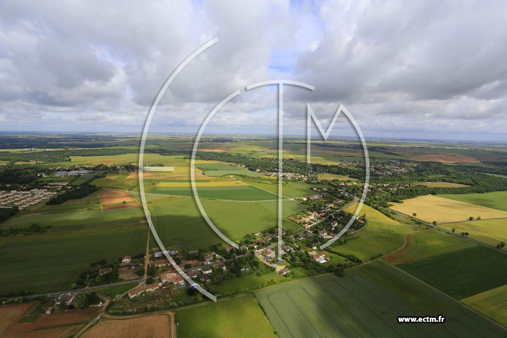 Photo arienne de Vouneuil-sous-Biard (Pouzioux)