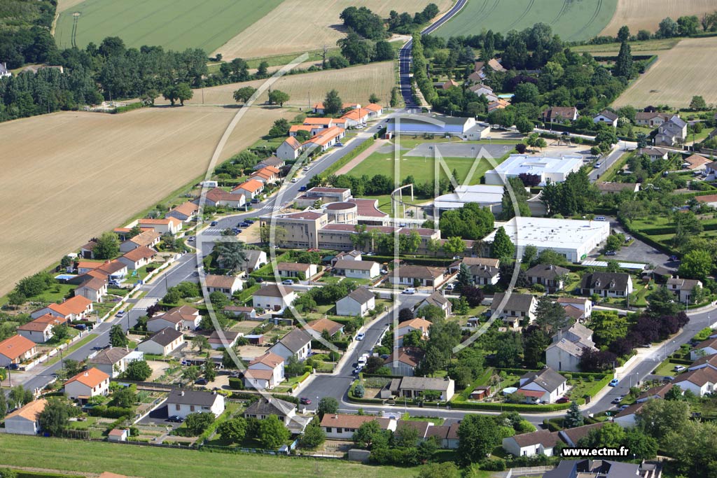 Photo arienne de Vouneuil-sur-Vienne (Centre)