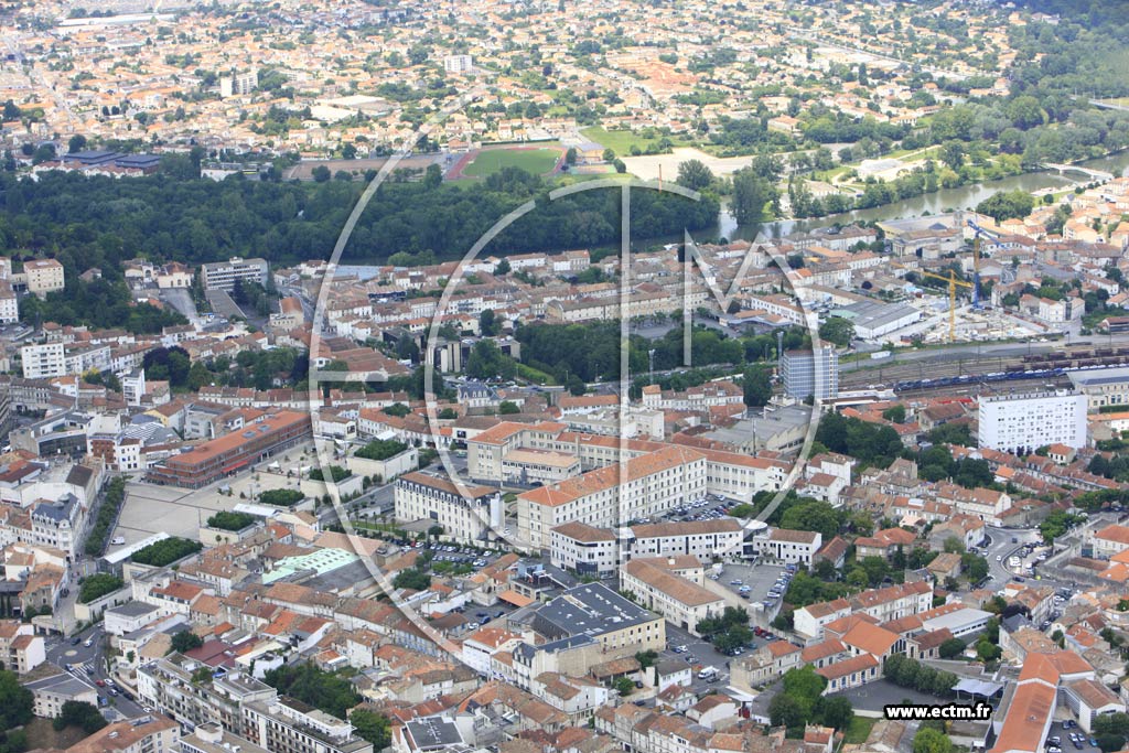 Photo arienne de Angoulme (Champ de Mars-Bussatte)