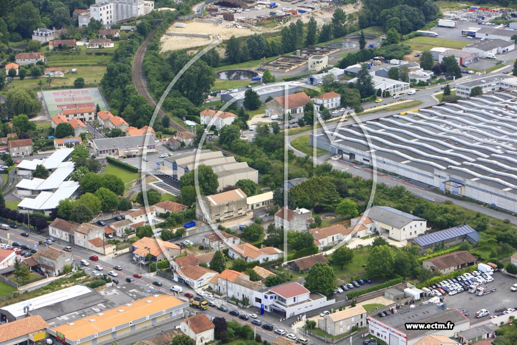 Photo arienne de Gond-Pontouvre (Centre et Est)