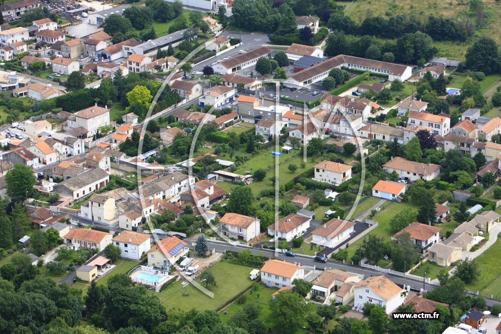 Photo arienne de Gond-Pontouvre (Ouest et Sud)