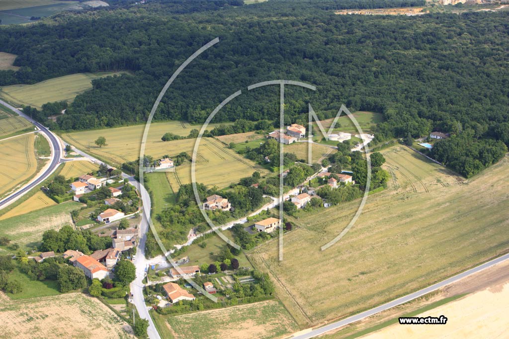 Photo arienne de Roullet-Saint-Estphe (Les Rochereaux)