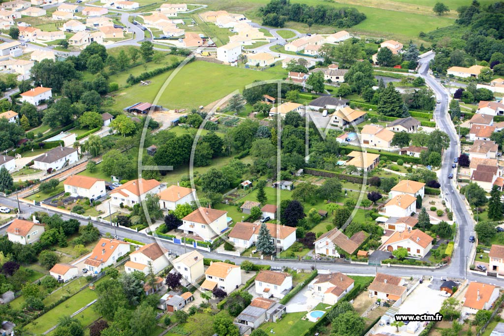 Photo arienne de Ruelle-sur-Touvre (Bel-Air)