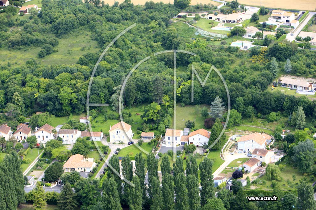 Photo arienne de Ruelle-sur-Touvre (Gond Pontouvre)