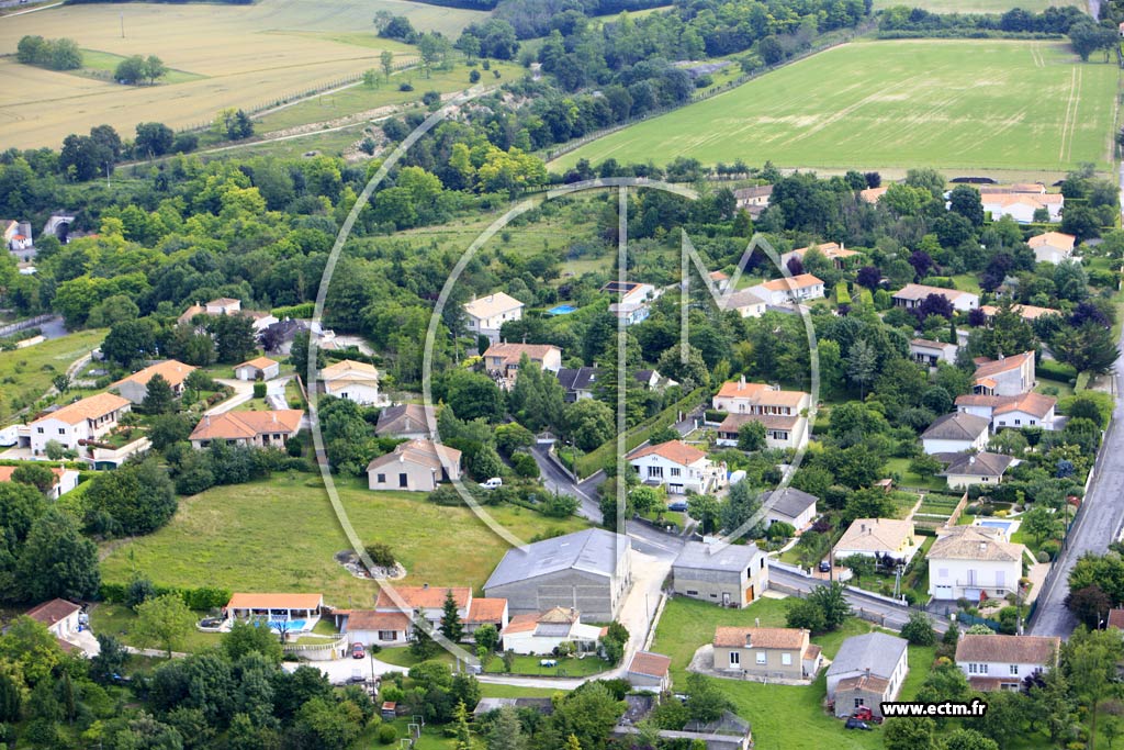 Photo arienne de Ruelle-sur-Touvre (Grands Champs)