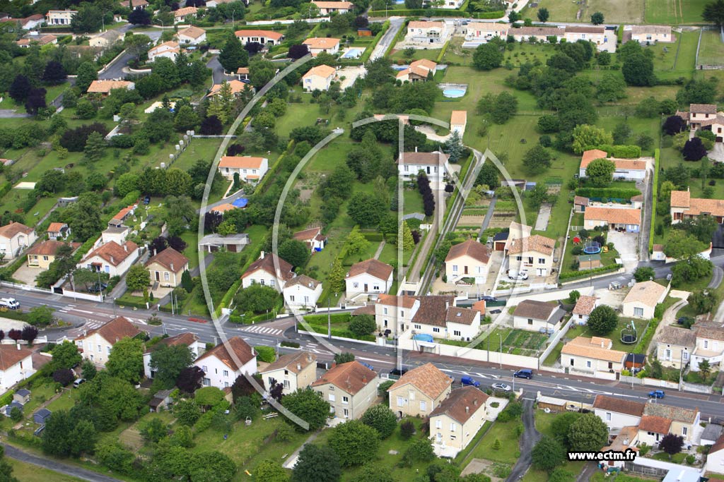 Photo arienne de Ruelle-sur-Touvre (Grands Champs)