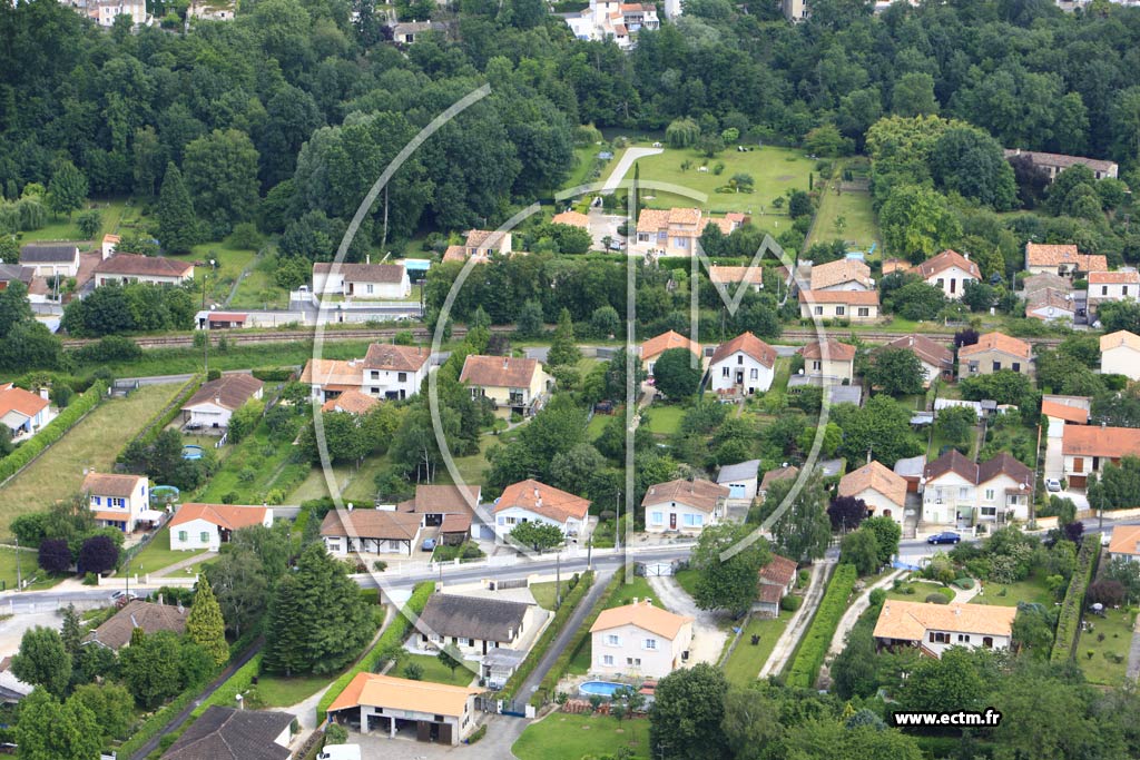 Photo arienne de Ruelle-sur-Touvre (Seguins)