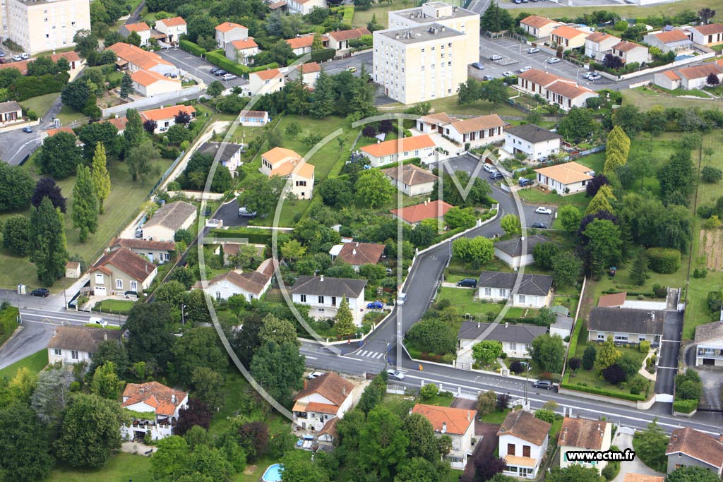 Photo arienne de Ruelle-sur-Touvre (Villement)