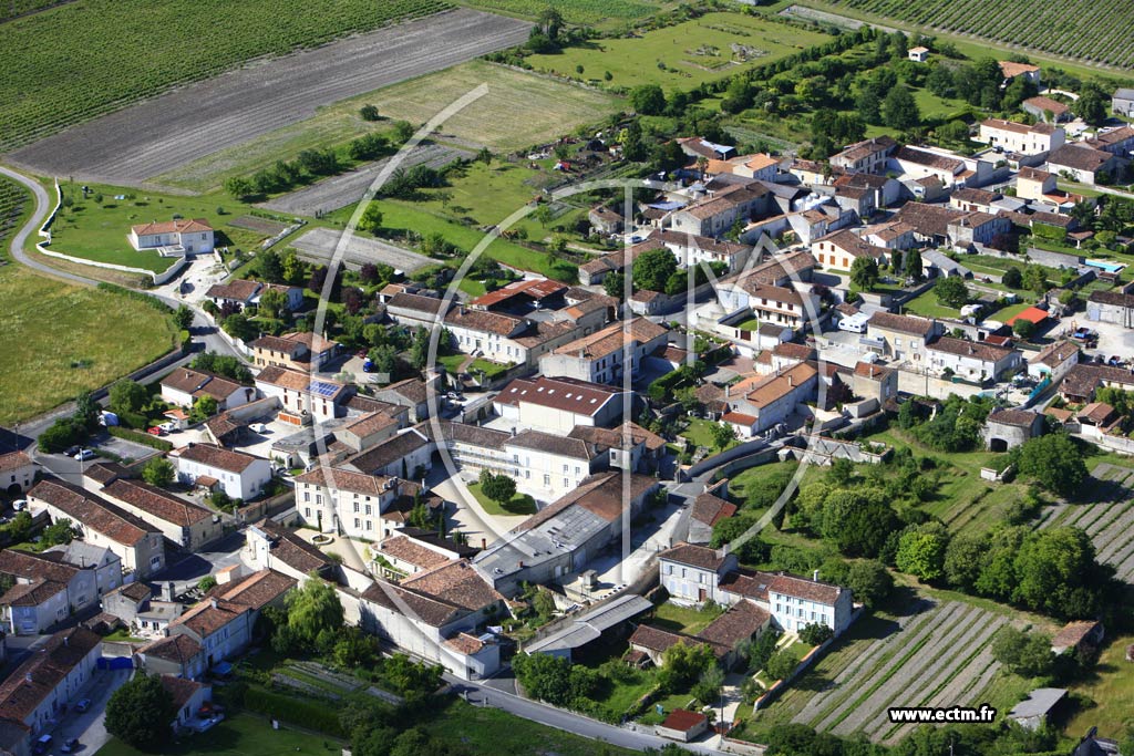 Photo arienne de Angeac-Champagne (Roissac)