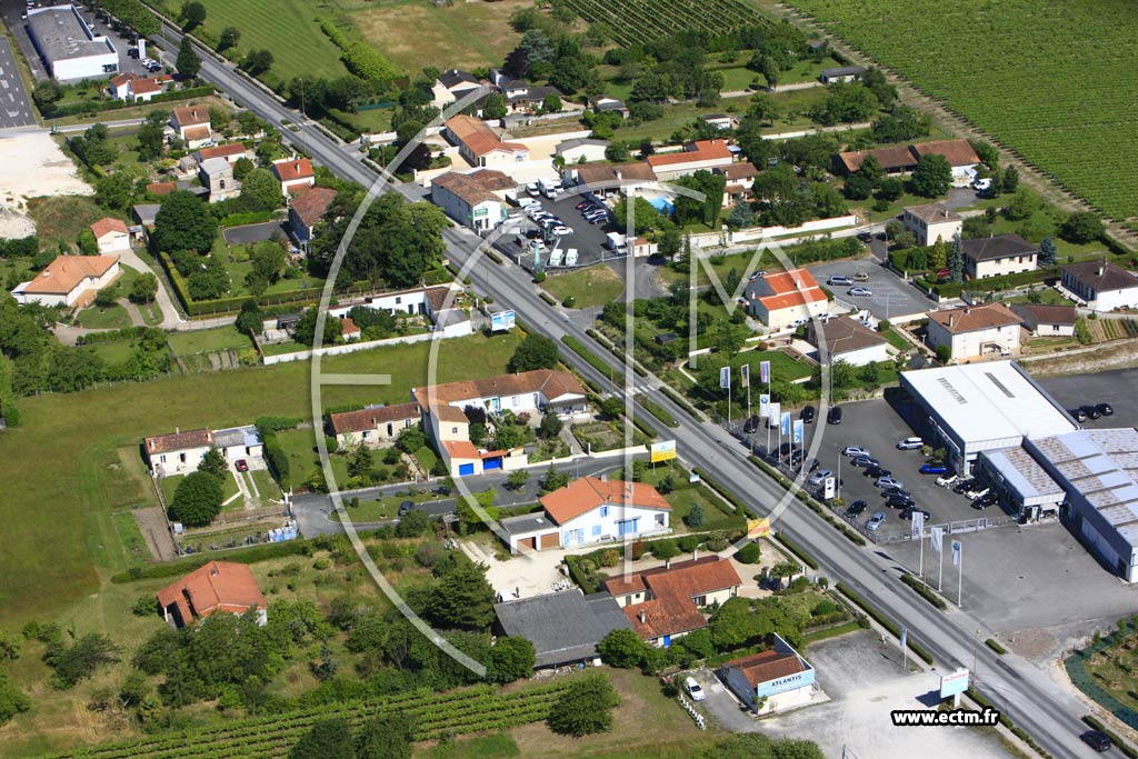 Photo arienne de Chteaubernard (Avenue d'Angoulme)