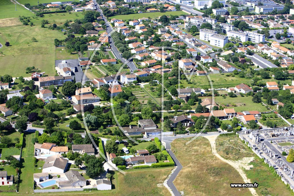 Photo arienne de Chteaubernard (L'Echassier)