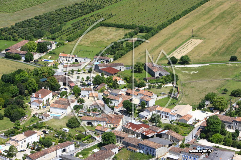 Photo arienne de Sigogne (La Jarrie)