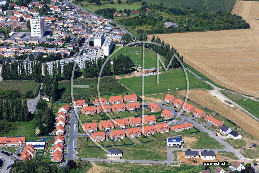 Photo arienne de Cambrai (Le Nouveau-Monde)