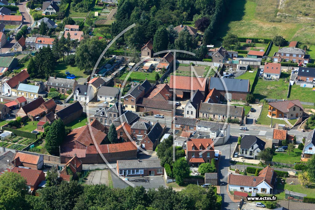 Photo arienne de Thun-l'vque