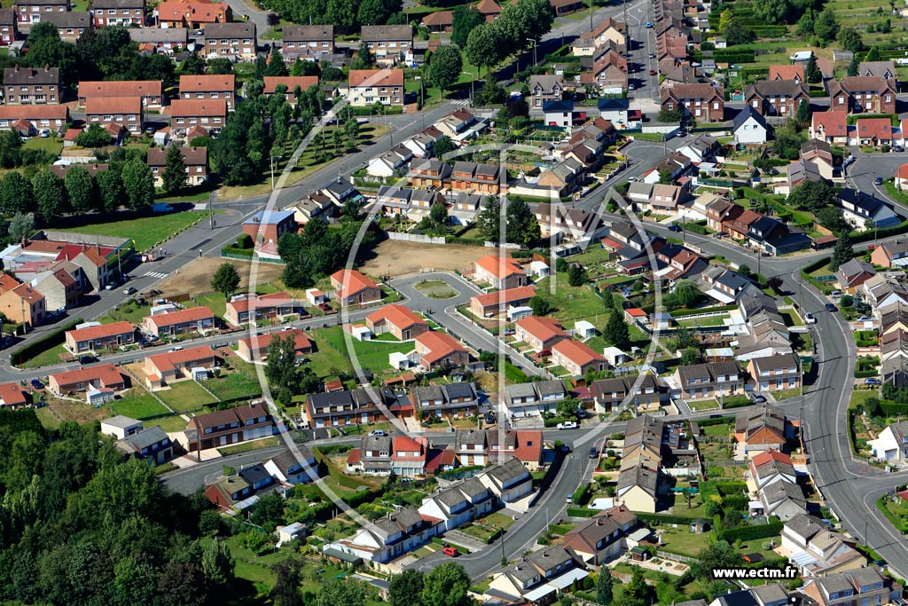 Photo arienne de Mricourt (Quartier de la Rue Pierre Simon)