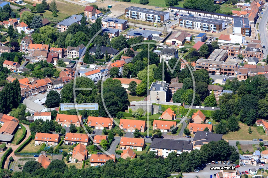 Photo arienne de Phalempin (Quartier de la Rue du Gnral De Gaulle)