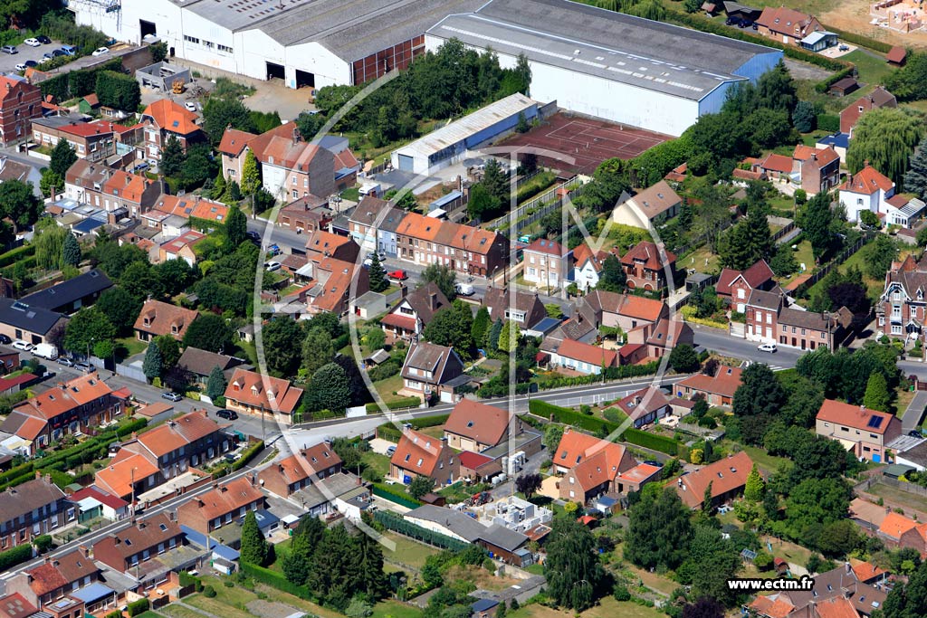 Photo arienne de Phalempin (Quartier de la Rue du Gnral De Gaulle)