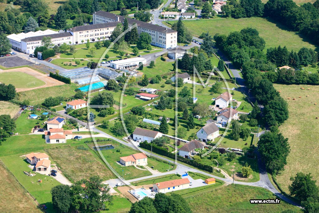 Photo arienne de Aixe-sur-Vienne (Pompadour)