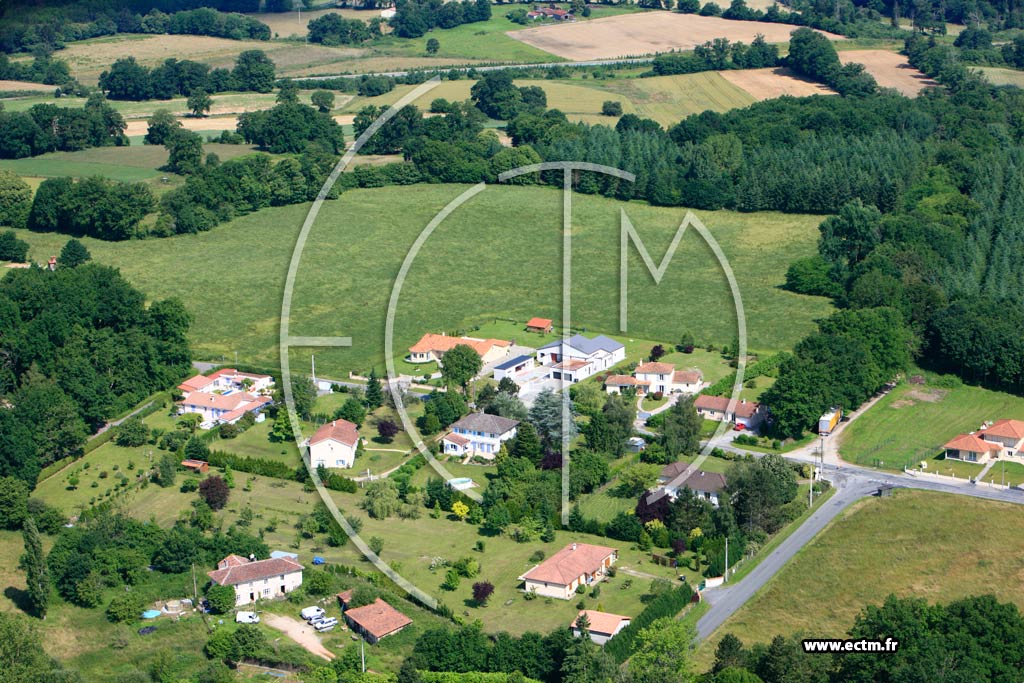 Photo arienne de Aixe-sur-Vienne (Pompadour)