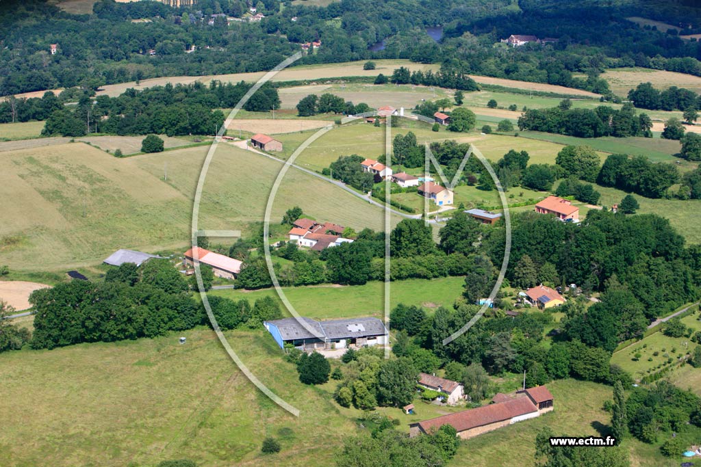 Photo arienne de Aixe-sur-Vienne (Pompadour)