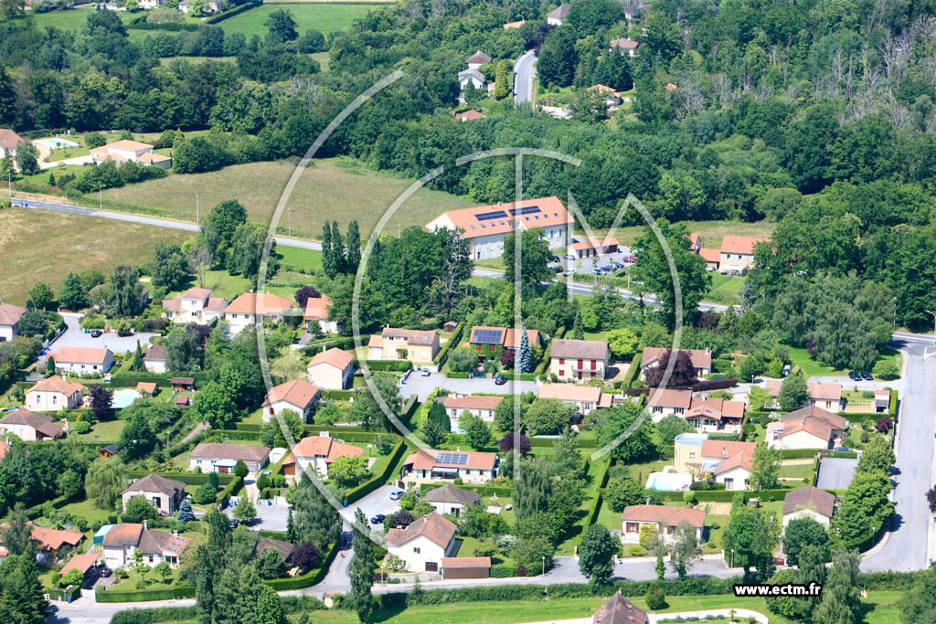 Photo arienne de Le Vigen (Leycuras)