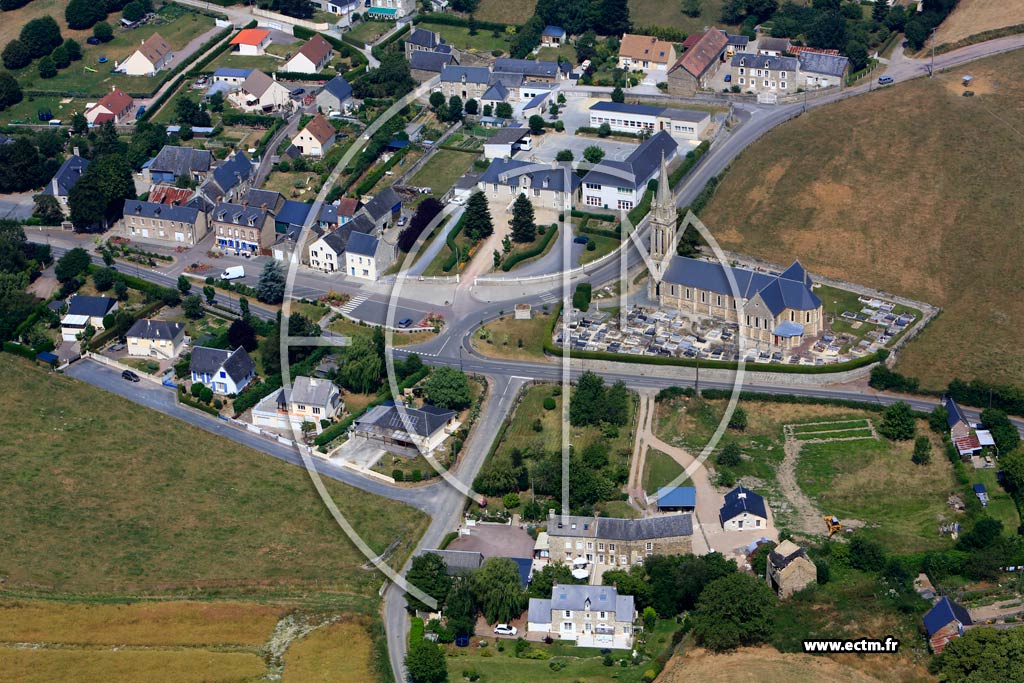 Photo arienne de pinay-sur-Odon (Le Bourg)