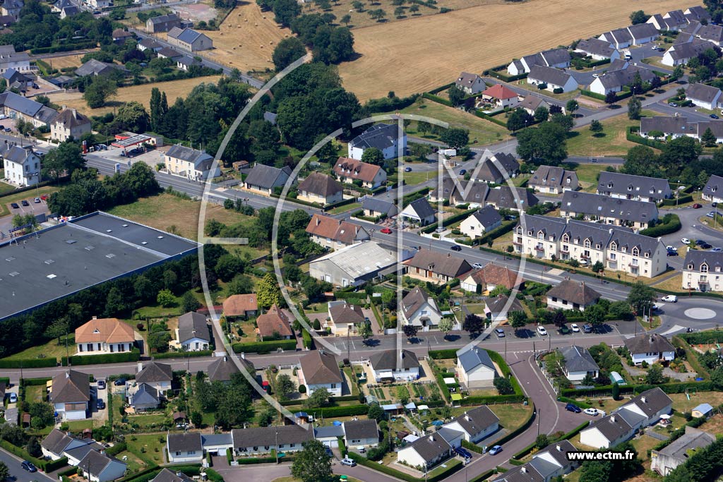 Photo arienne de Villers-Bocage (Quartier de la Rue Georges Clmenceau)