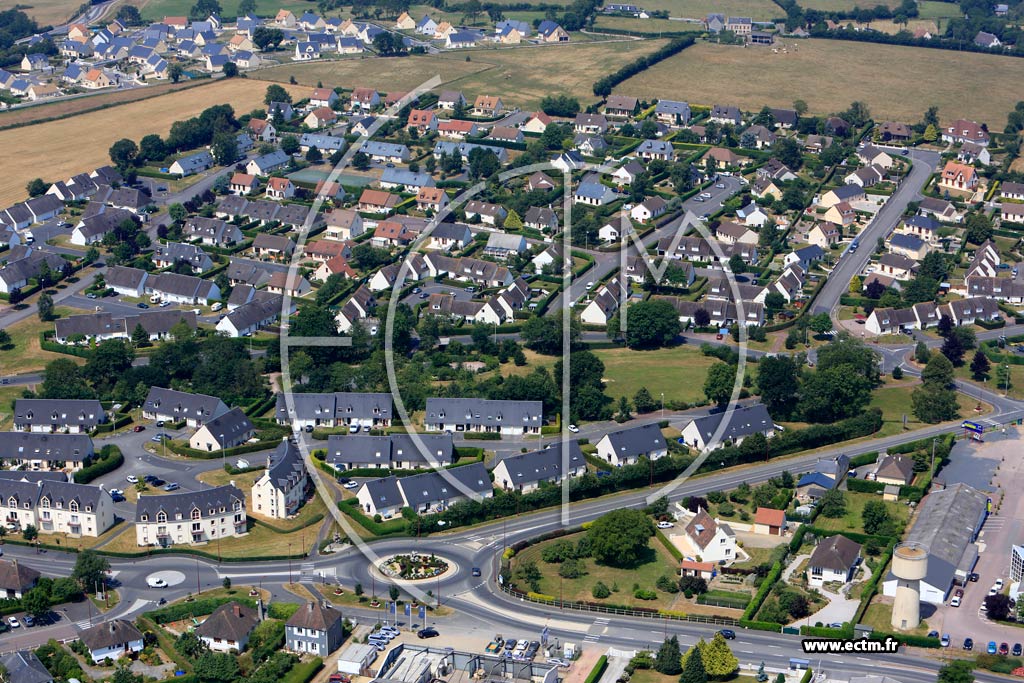 Photo arienne de Villers-Bocage (Quartier de la Rue Georges Clmenceau)