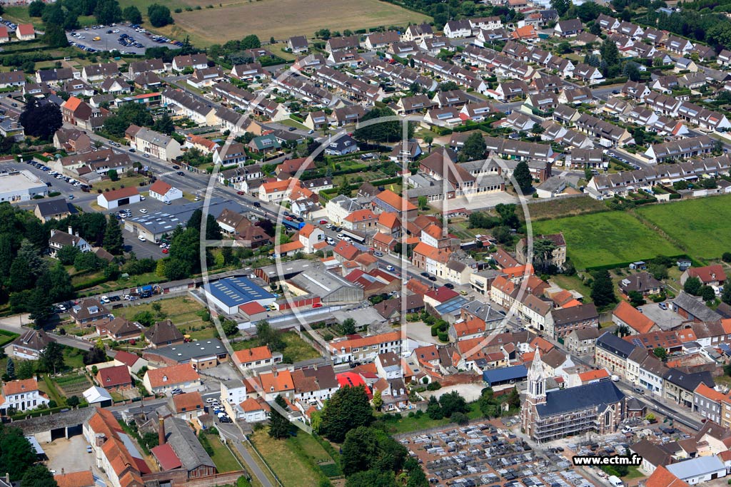 Photo arienne de Saint-Martin-au-Lart (Quartier de la Rue de Calais)