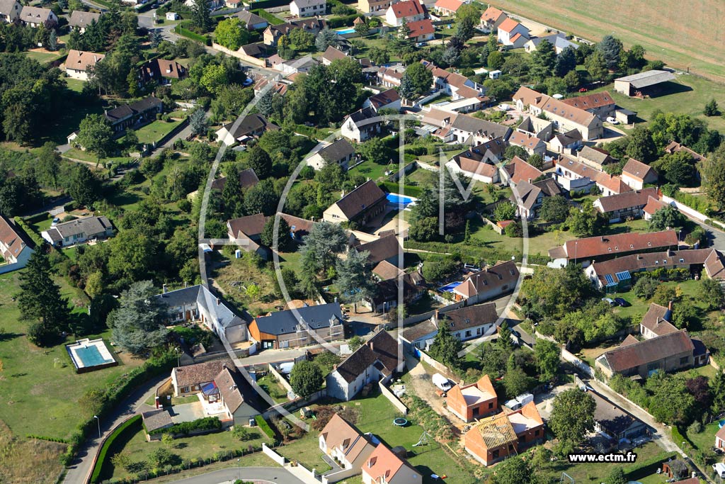 Photo arienne de Vernouillet (Bois le Roi)